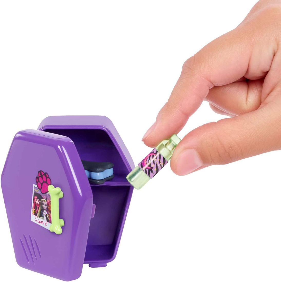 Clawdeen Wolf Bedroom Playset view 5
