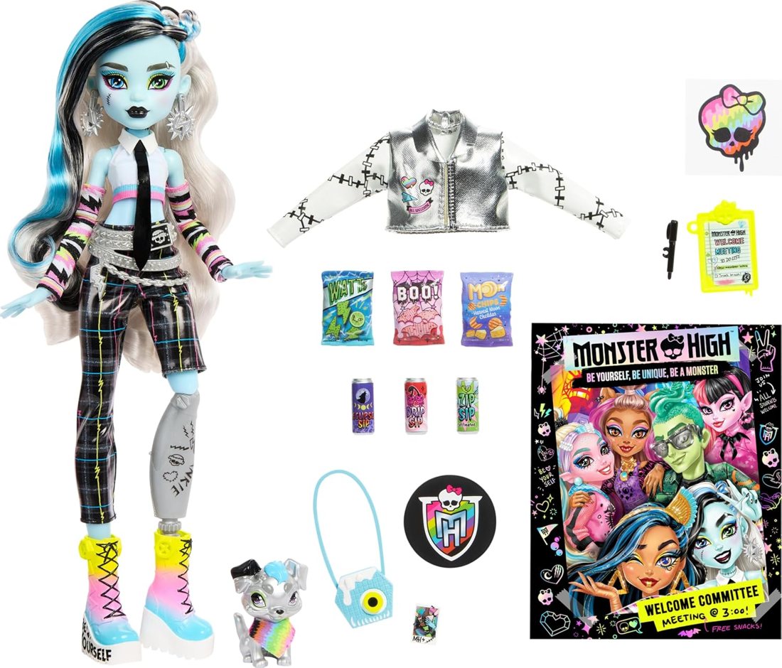 Frankie Stein Welcome Committee Doll Set view 6