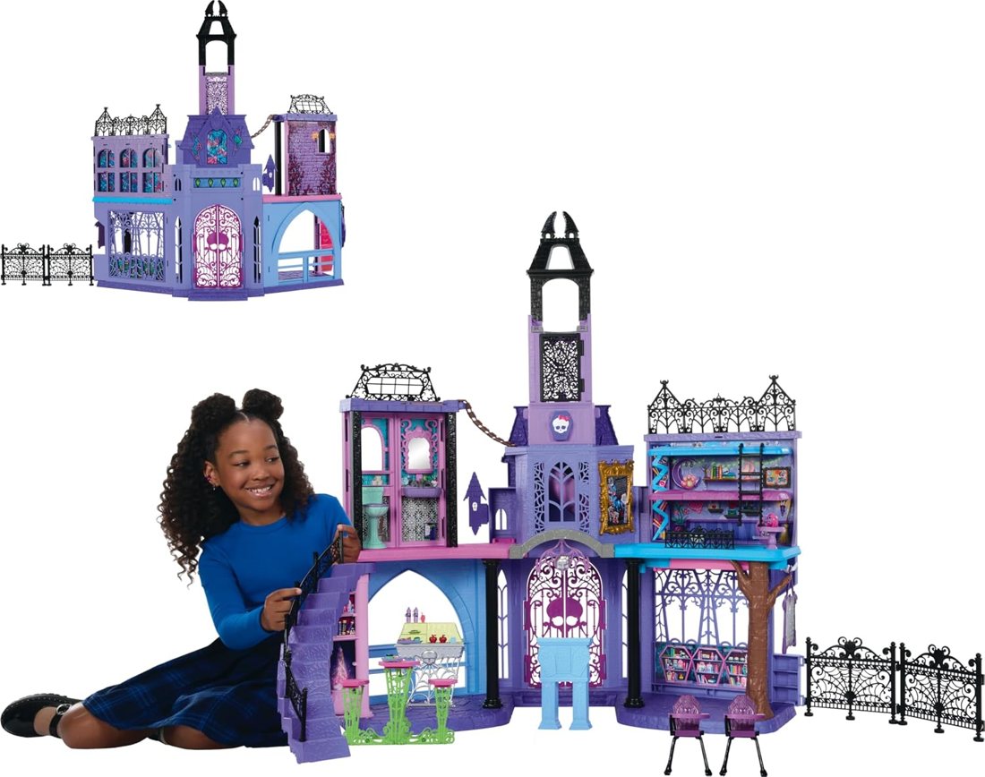 Haunted High School Playset view 2