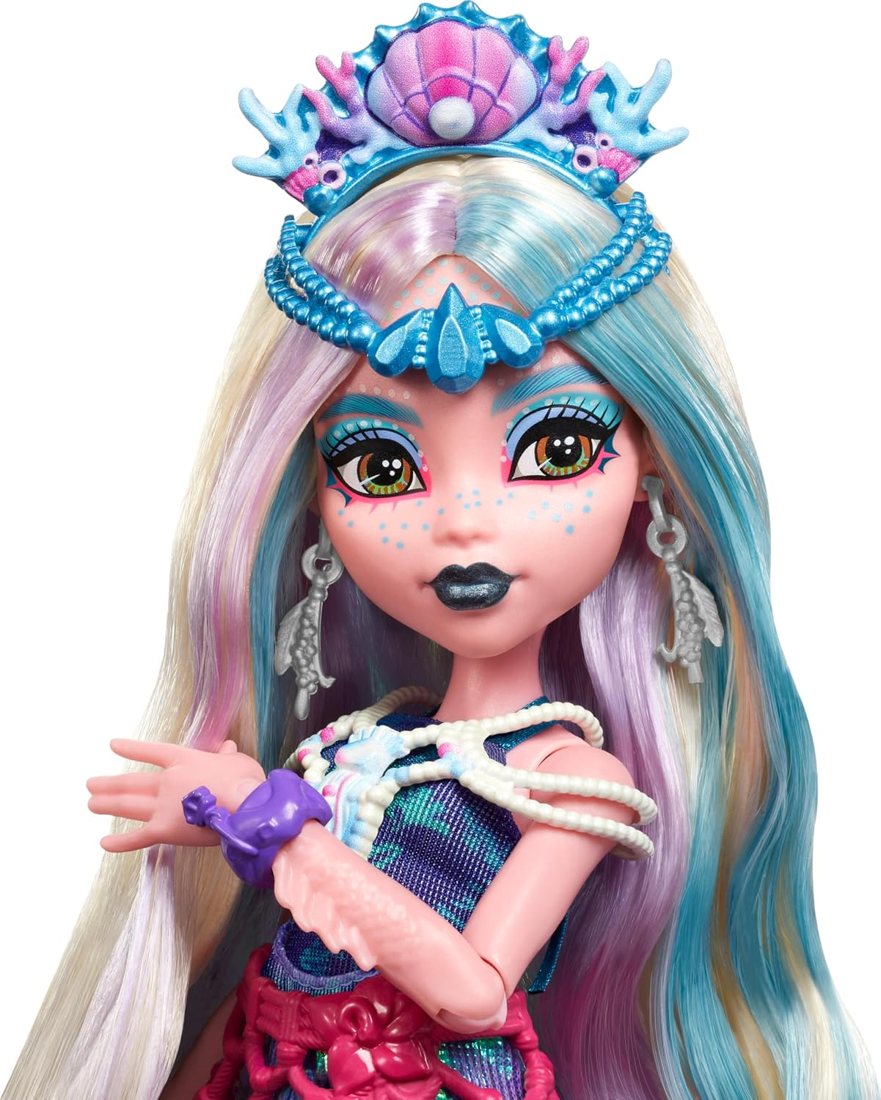 Lagoona Blue Monster Fest Festival Doll view 4