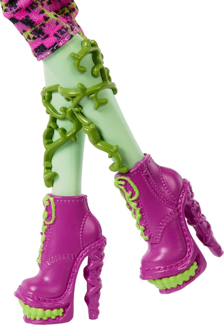 Venus McFlytrap Creeproduction Doll view 5